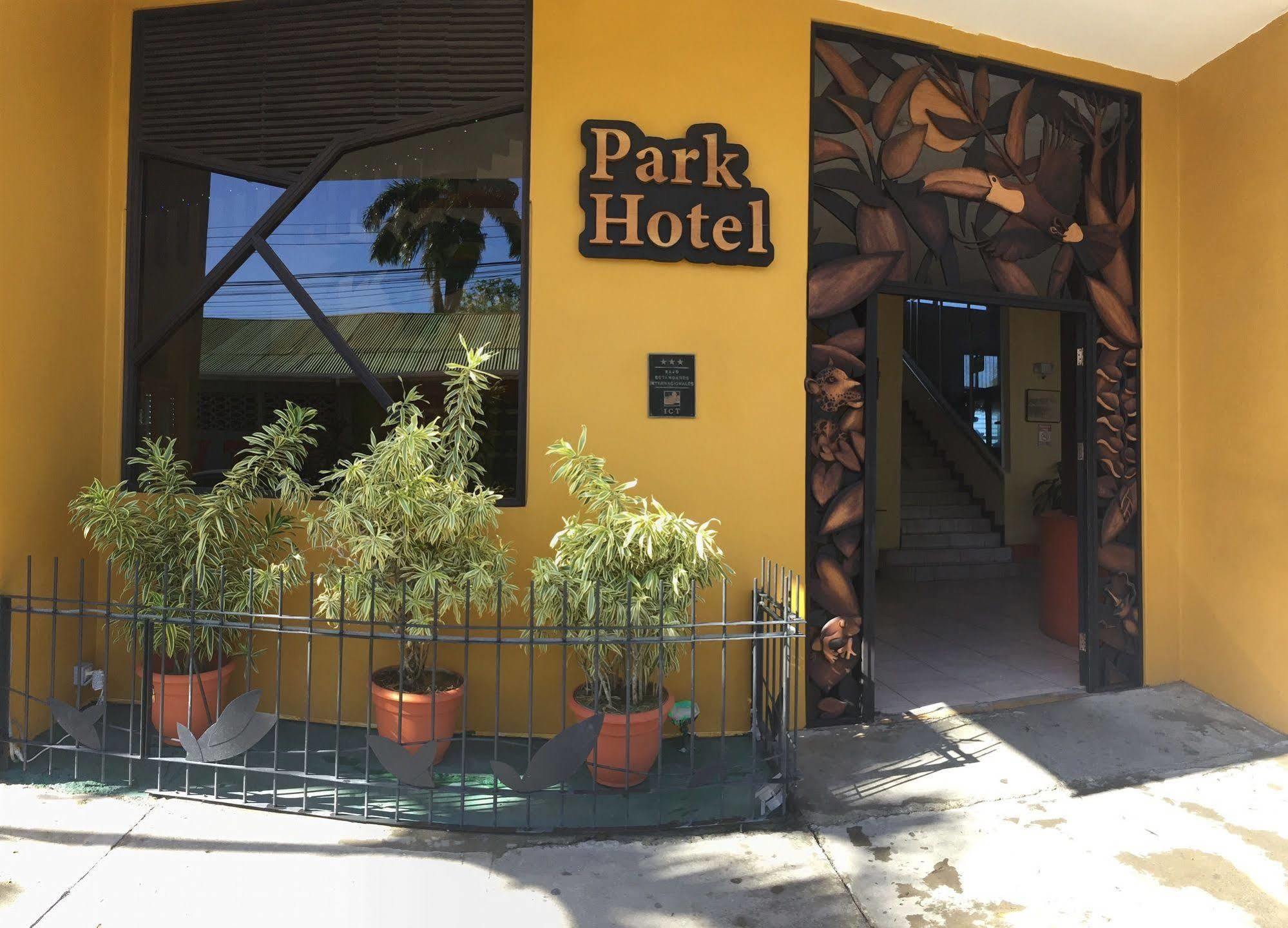 Park Hotel Пуерто-Лімон Екстер'єр фото